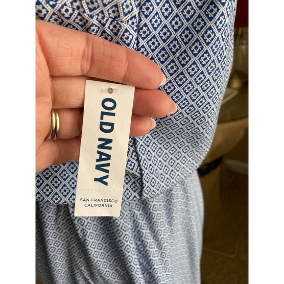 Old Navy Sleeveless Dress Large Adjustable Straps Light Blue Print NWT - Picture 9 of 9